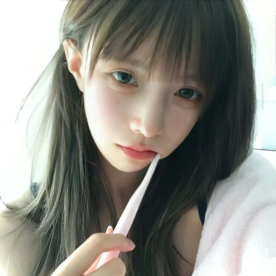 桃花含露又春风